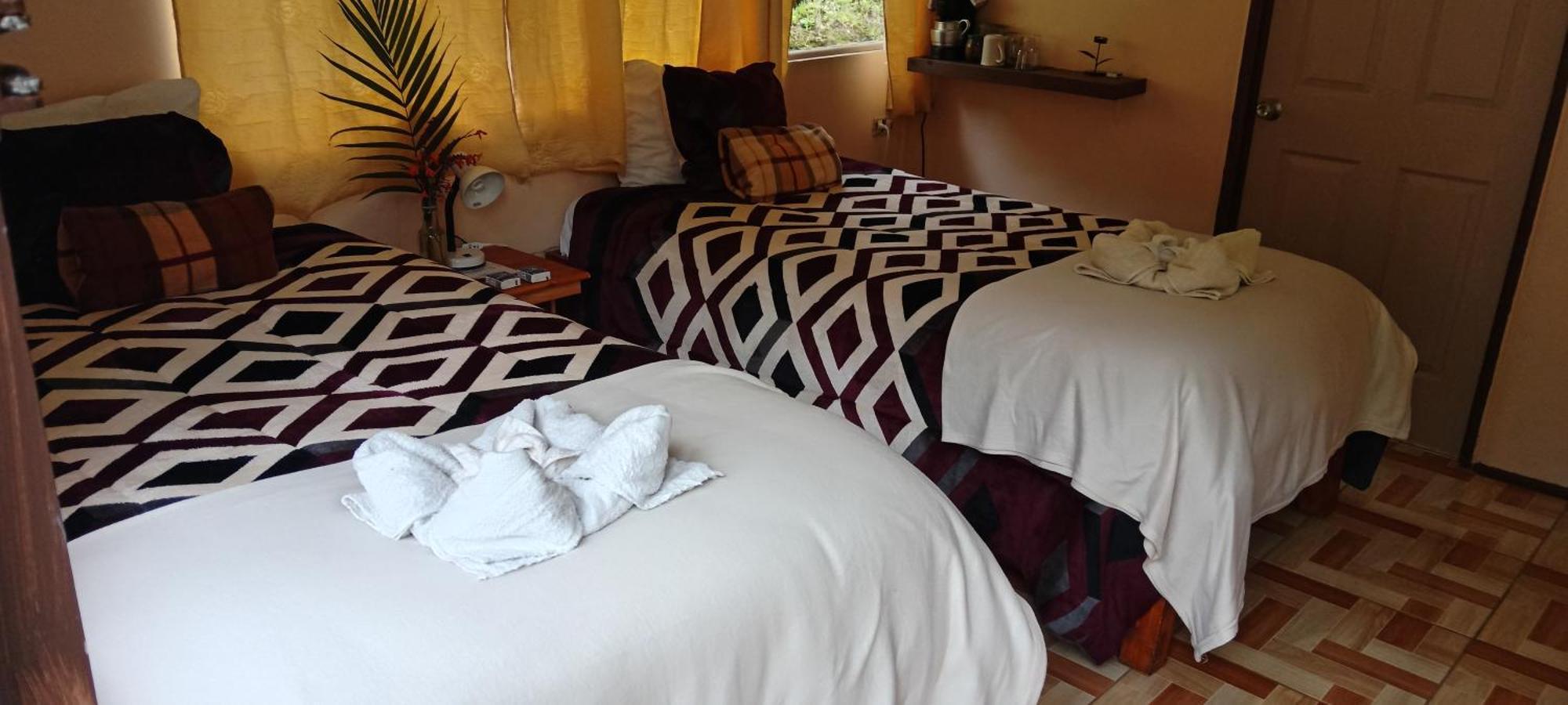 Miriam'S Quetzals Lodge San Gerardo de Dota Exterior photo